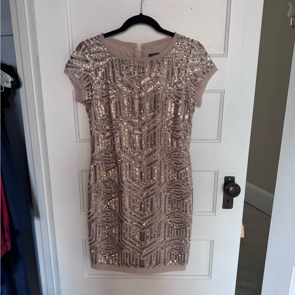 Vince Camuto Champagne Sequin Cap-Sleeve Mini Dress